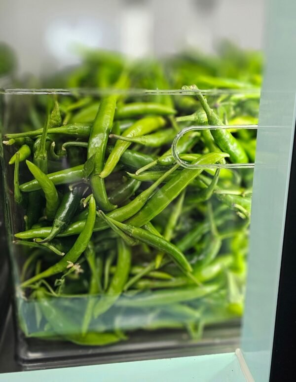 Medium Green Chilli (50Gm)